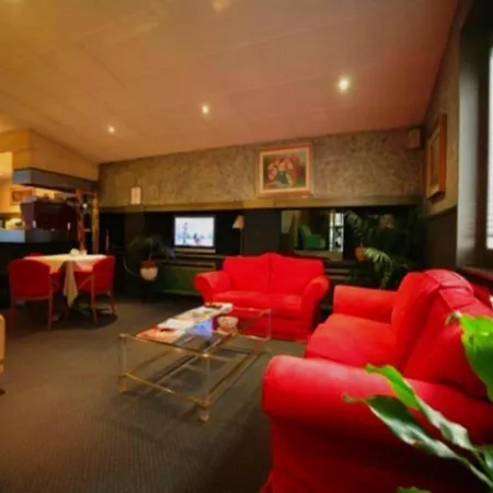 Hotel Gamma-3