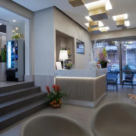 Hotel Gamma-2